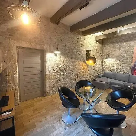 L'authentique Nimes